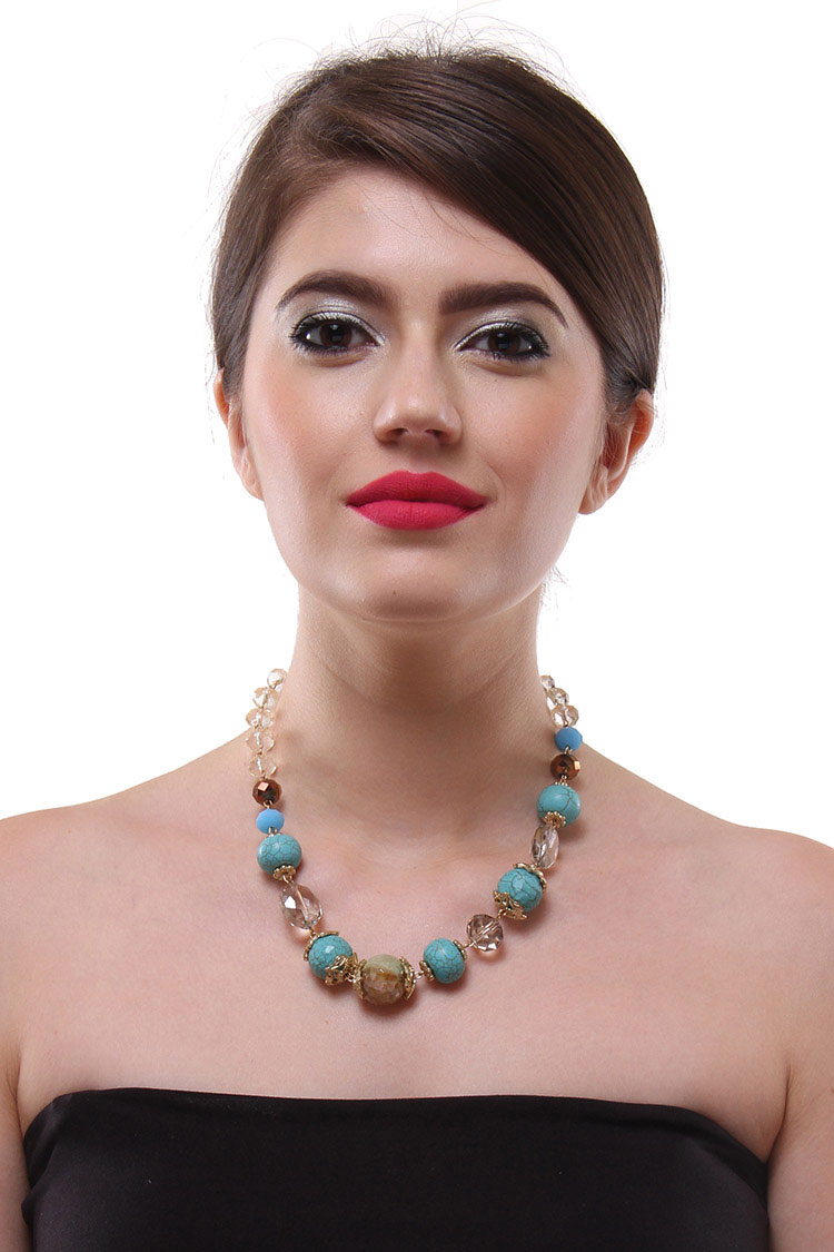 beaded necklace for fashion