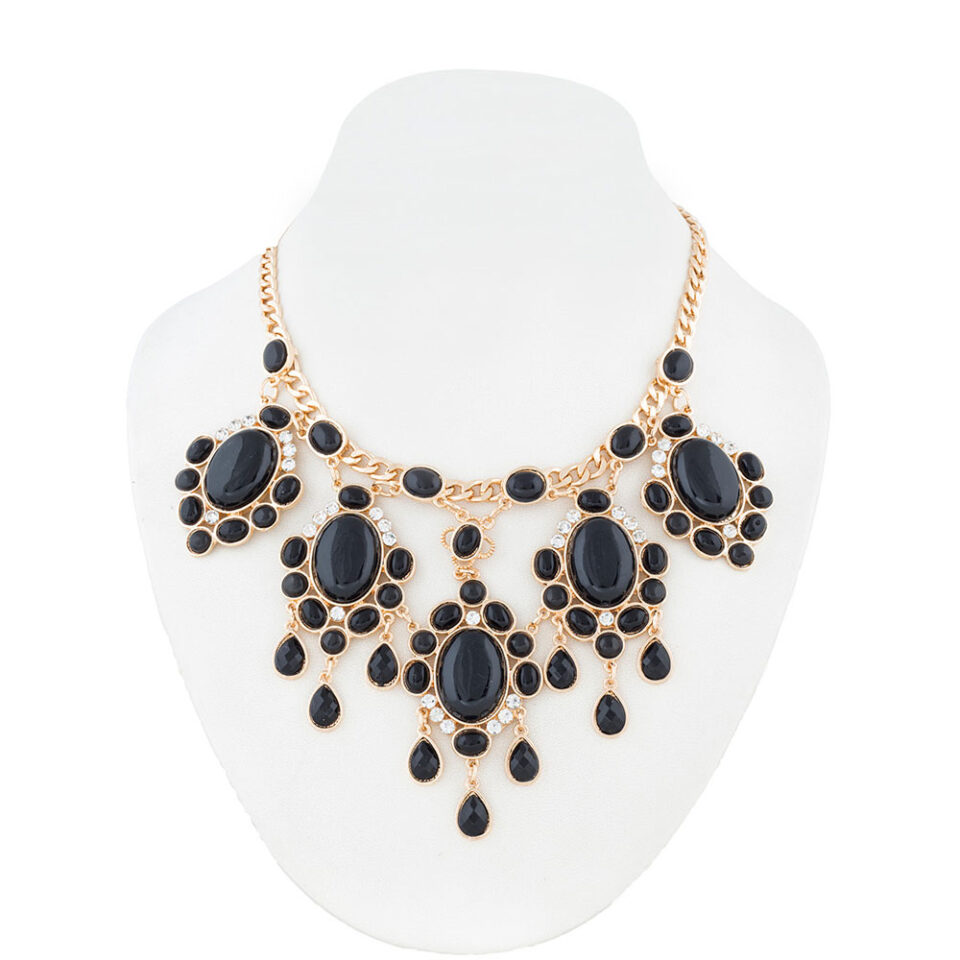 stylish fashion allergy-free necklace for woman