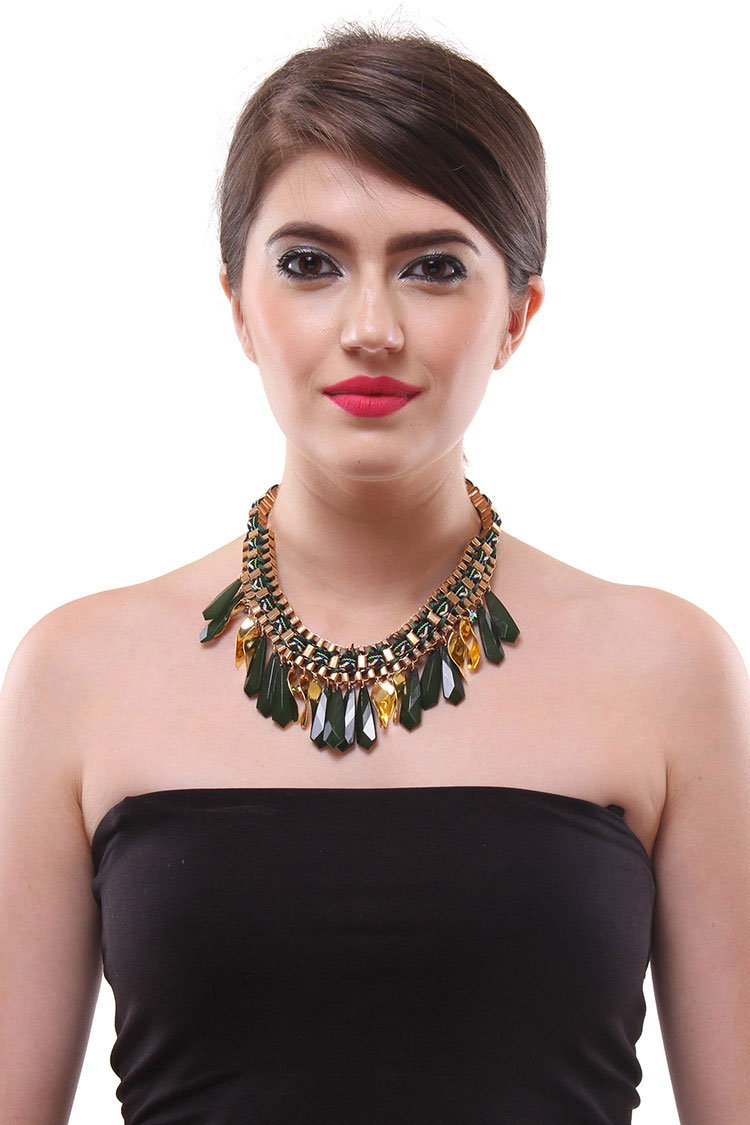 green necklace for woman