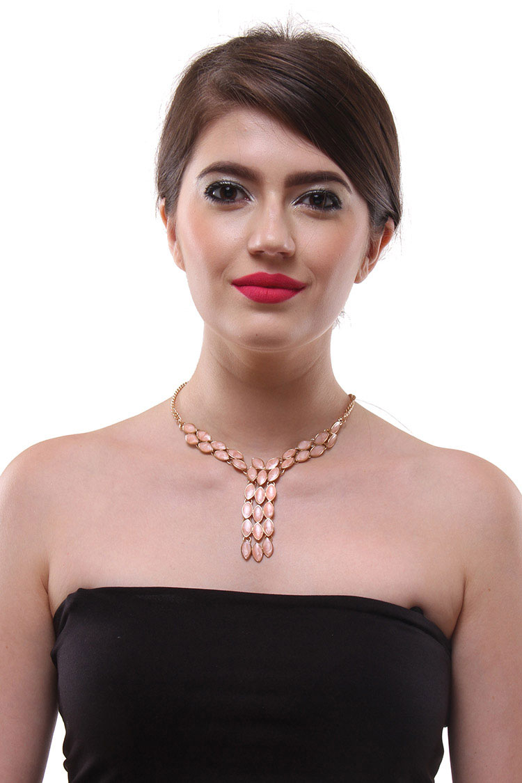 Tie up Blush Necklace Insia