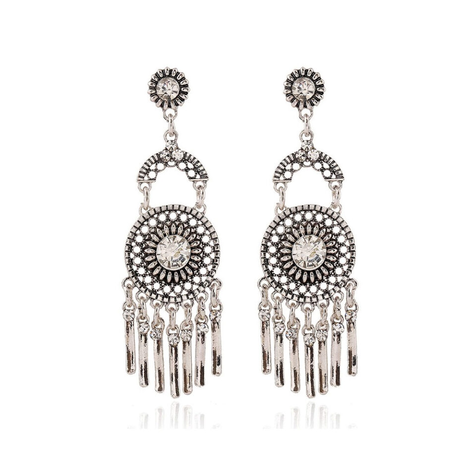 beautiful pair silver with white crystal earrings