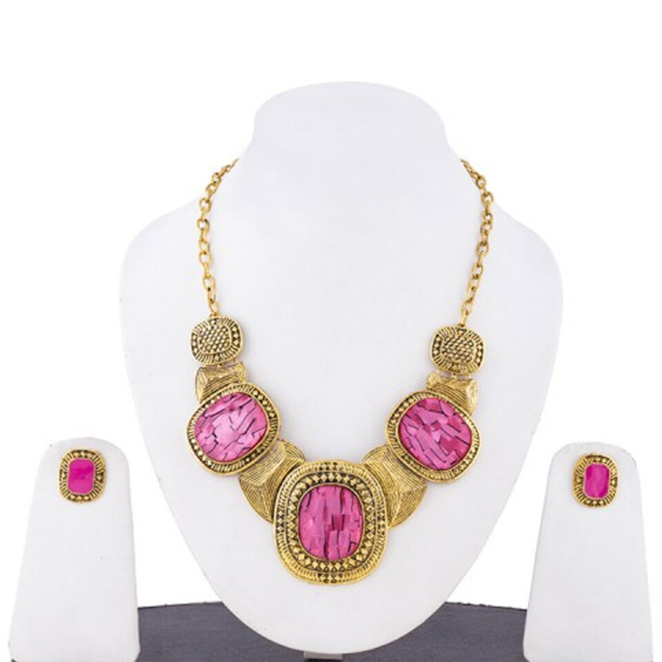 pink trendy necklace set for girls