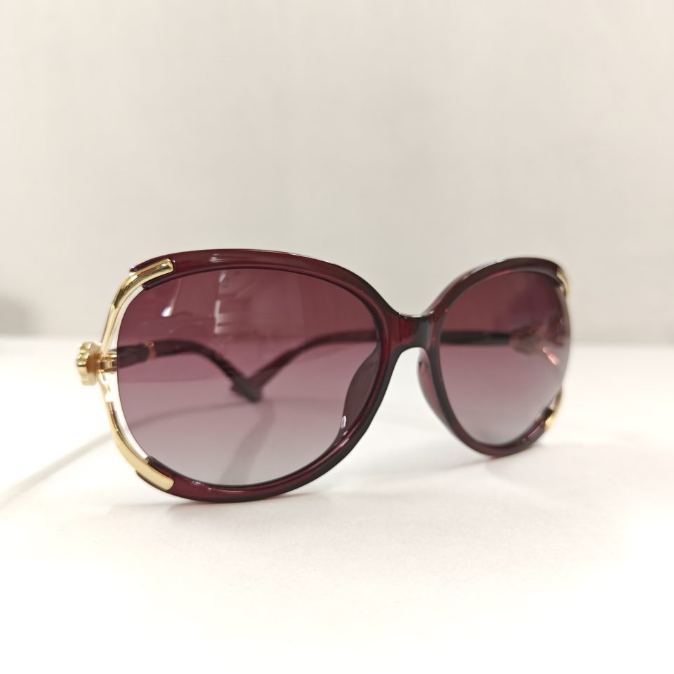 chic and trendy sunglasses