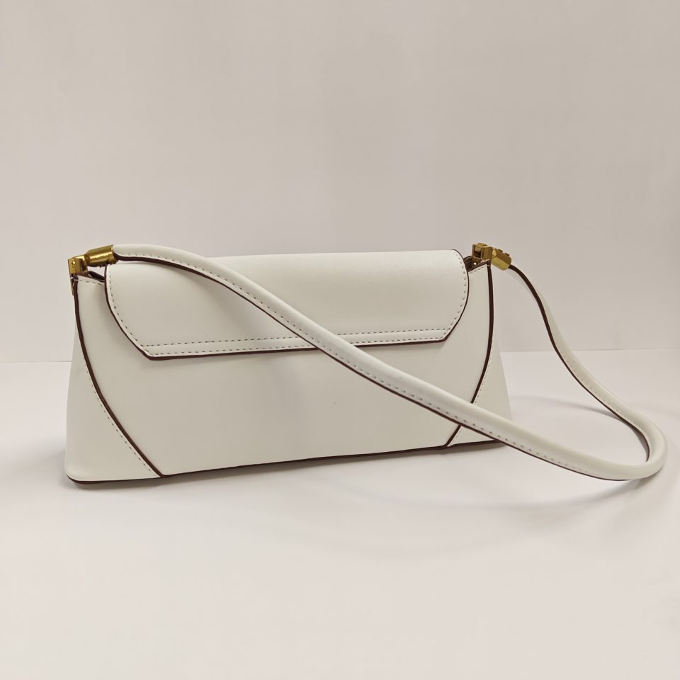 white handbag fashion trends