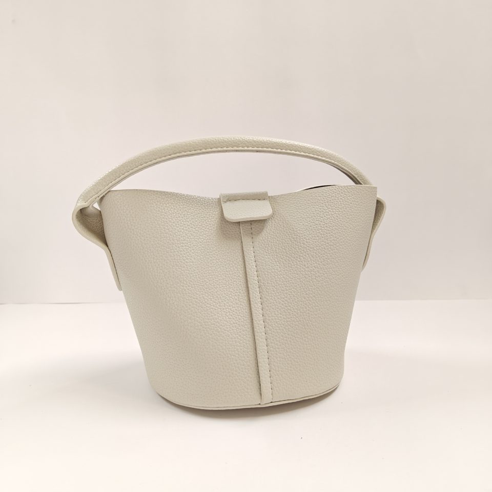 stylish handbags for young women