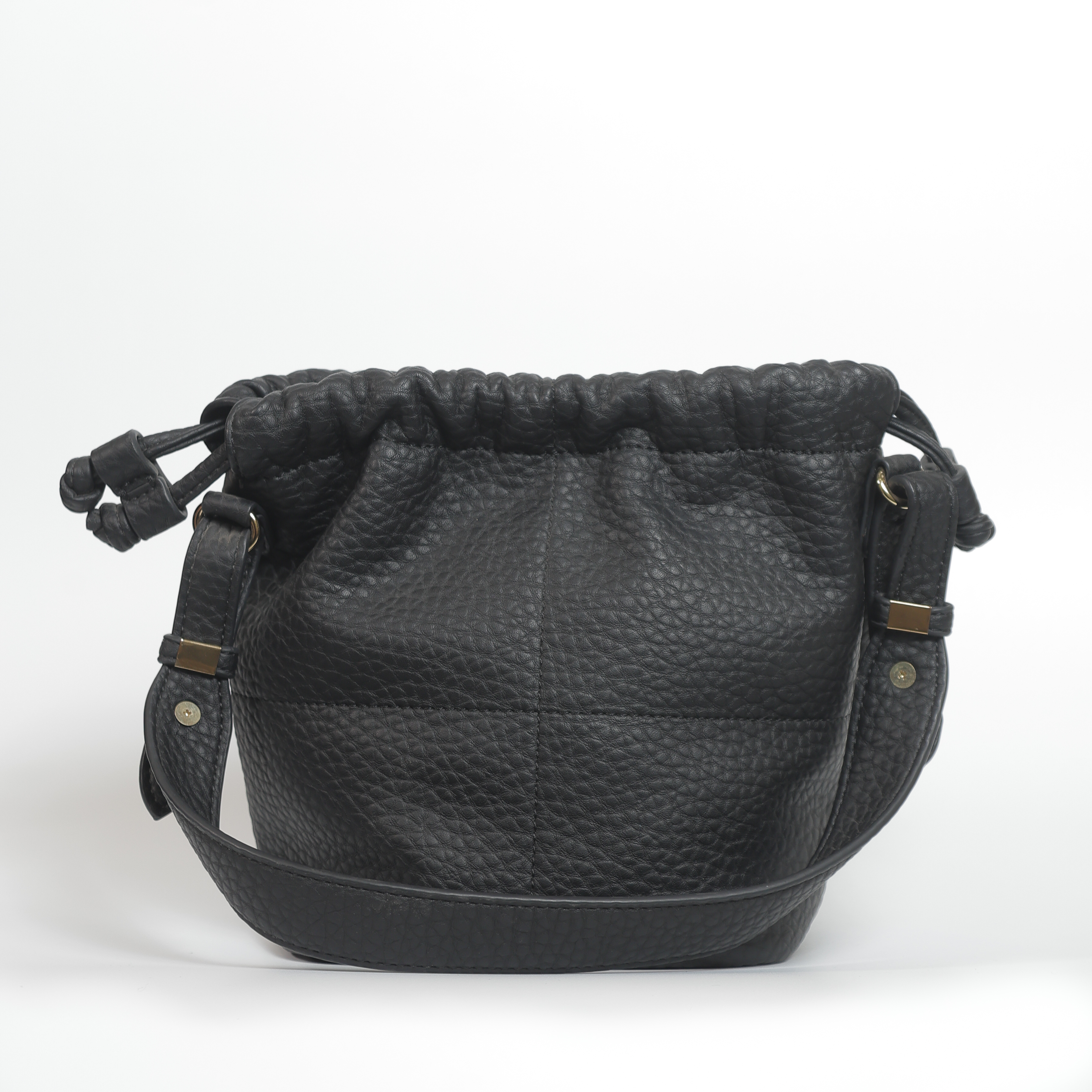 Black Oryn Bucket Bag (2)