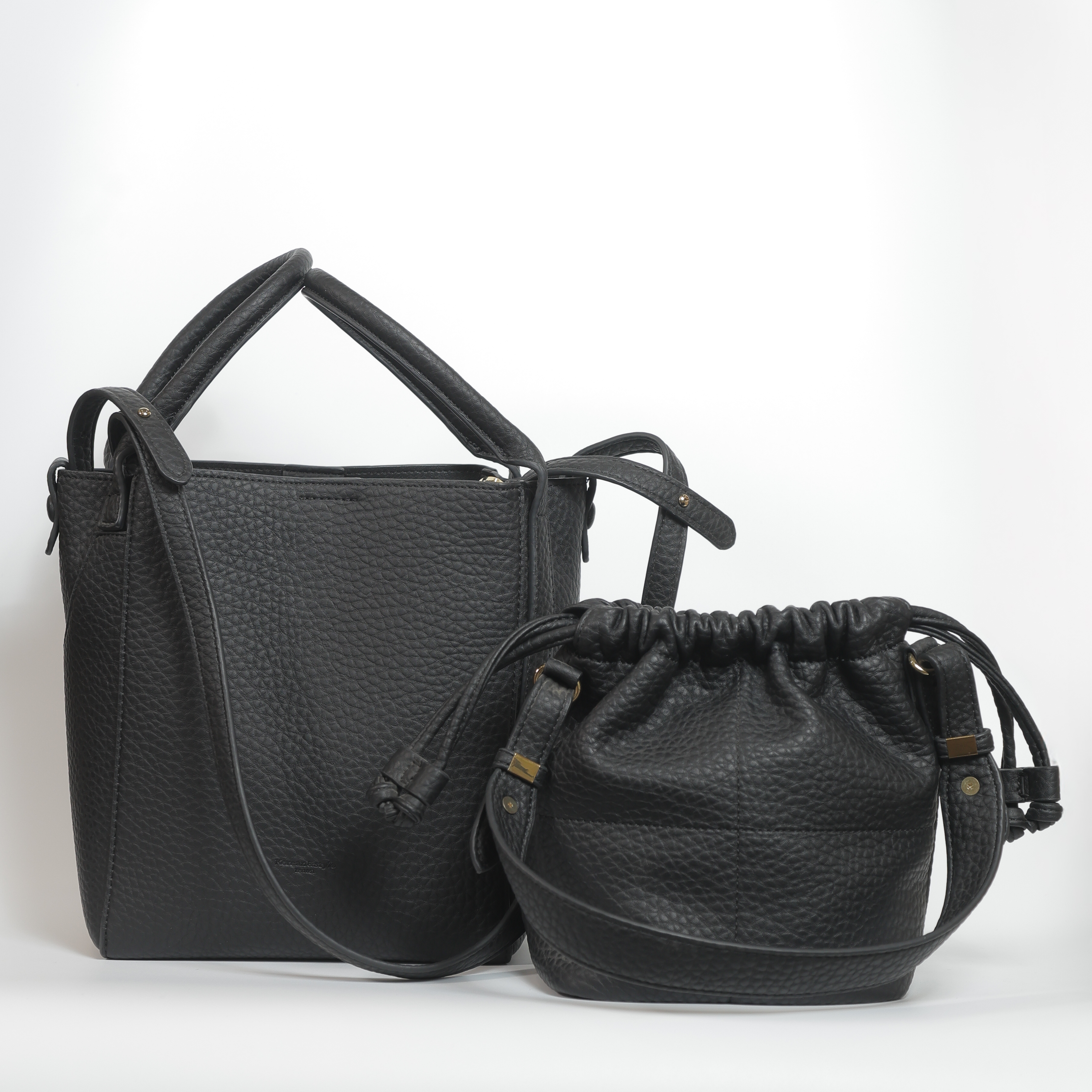 Oryn Bucket Black Bag