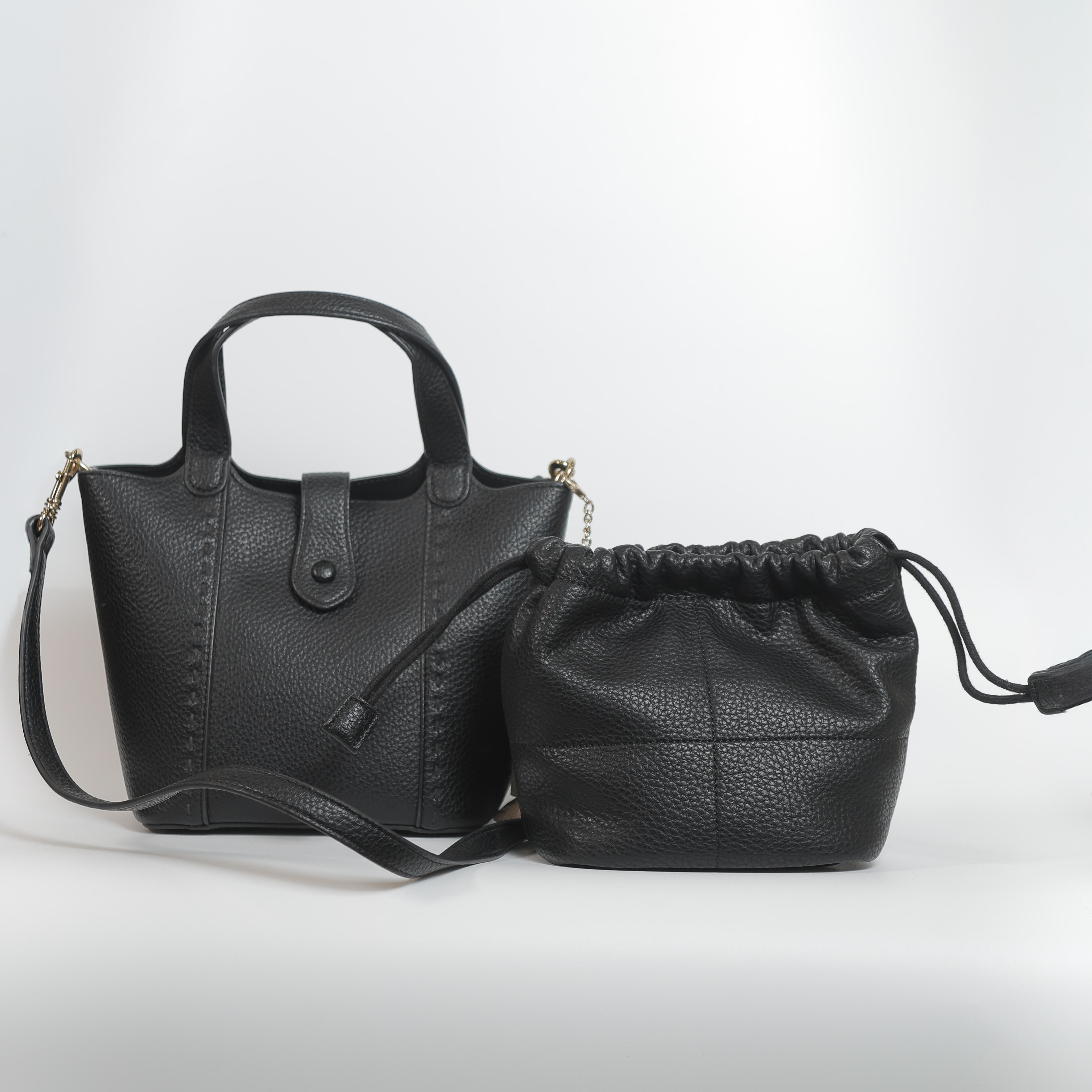 Elixor Black Handbag