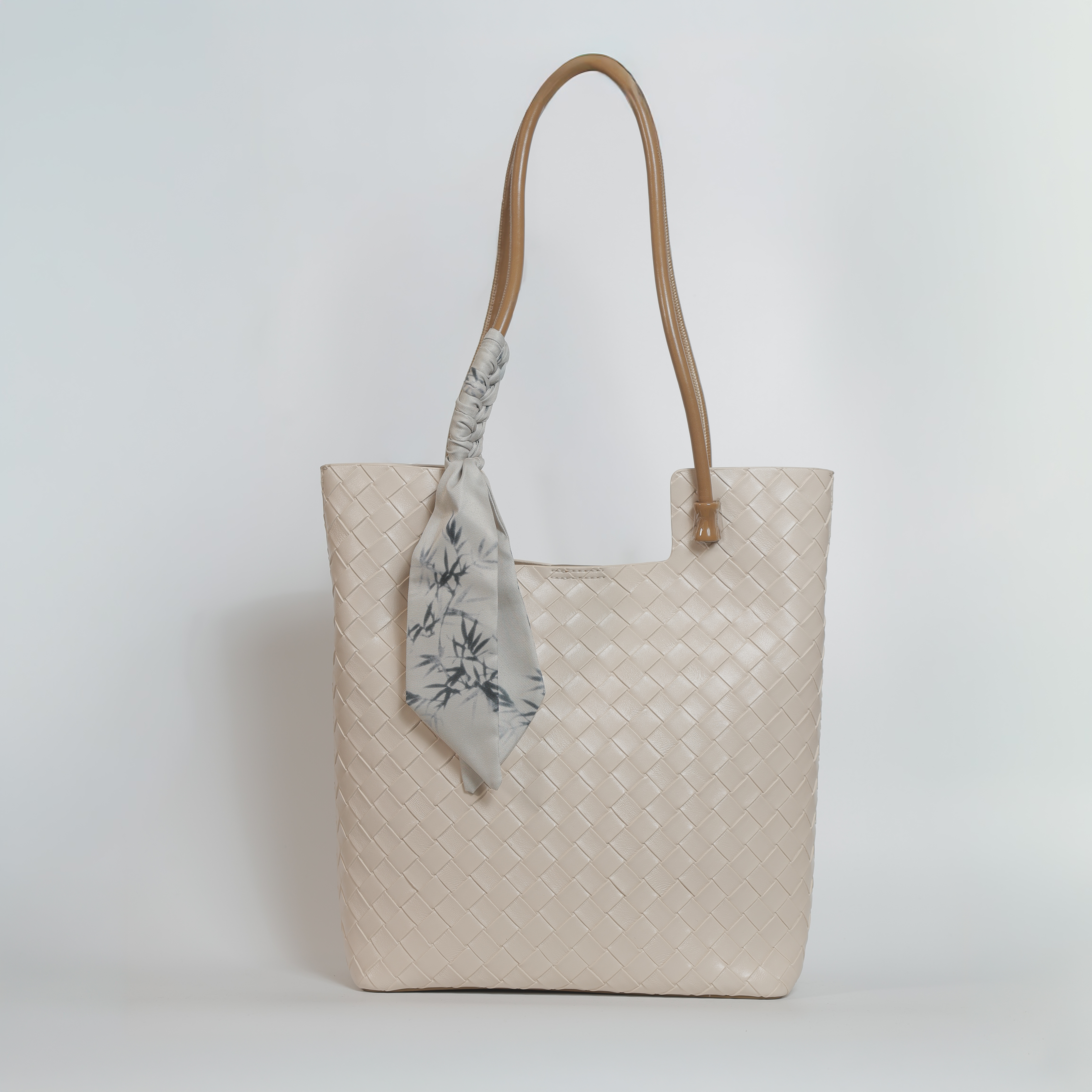 Luxera Beige Handbag