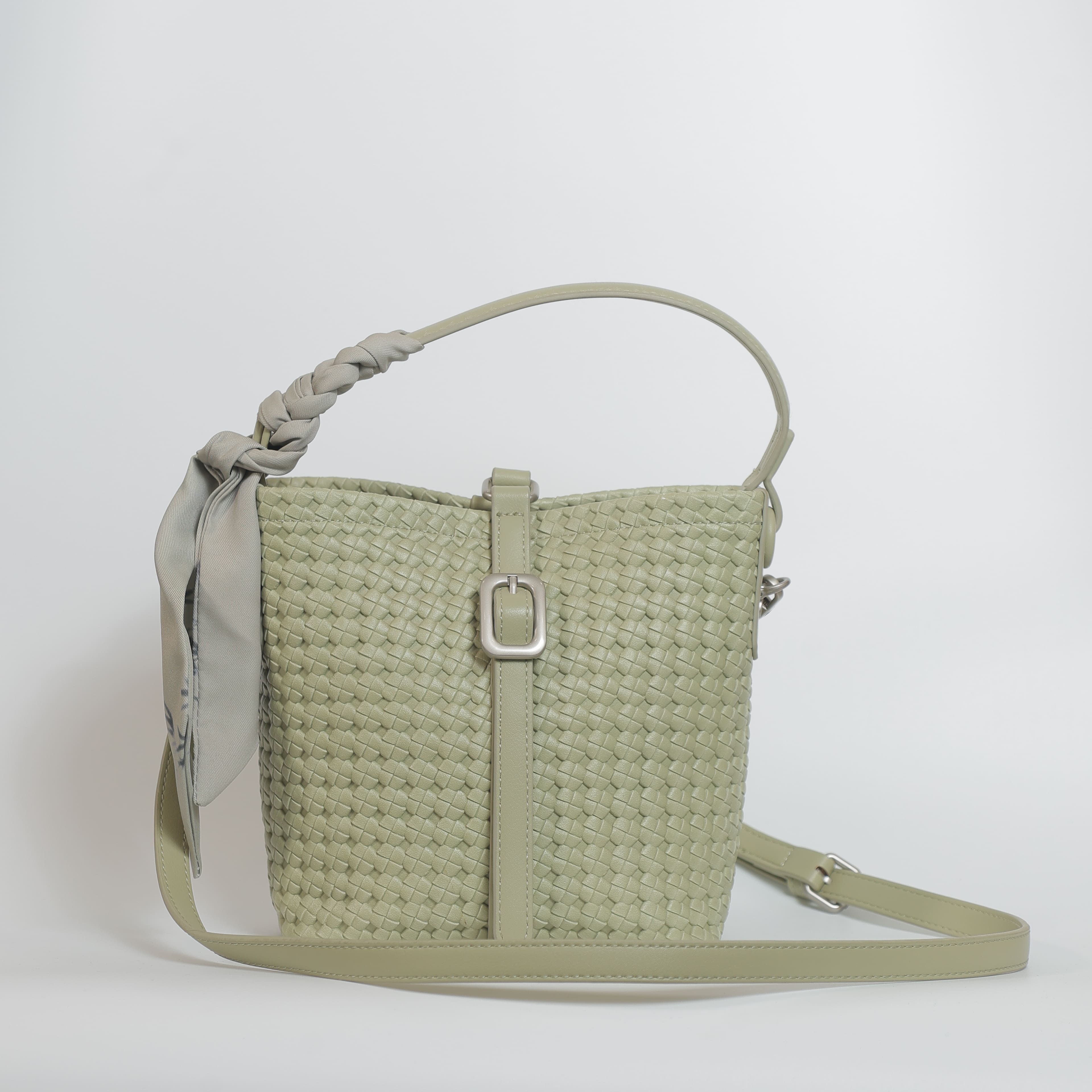 Relic Bucket Green Bag
