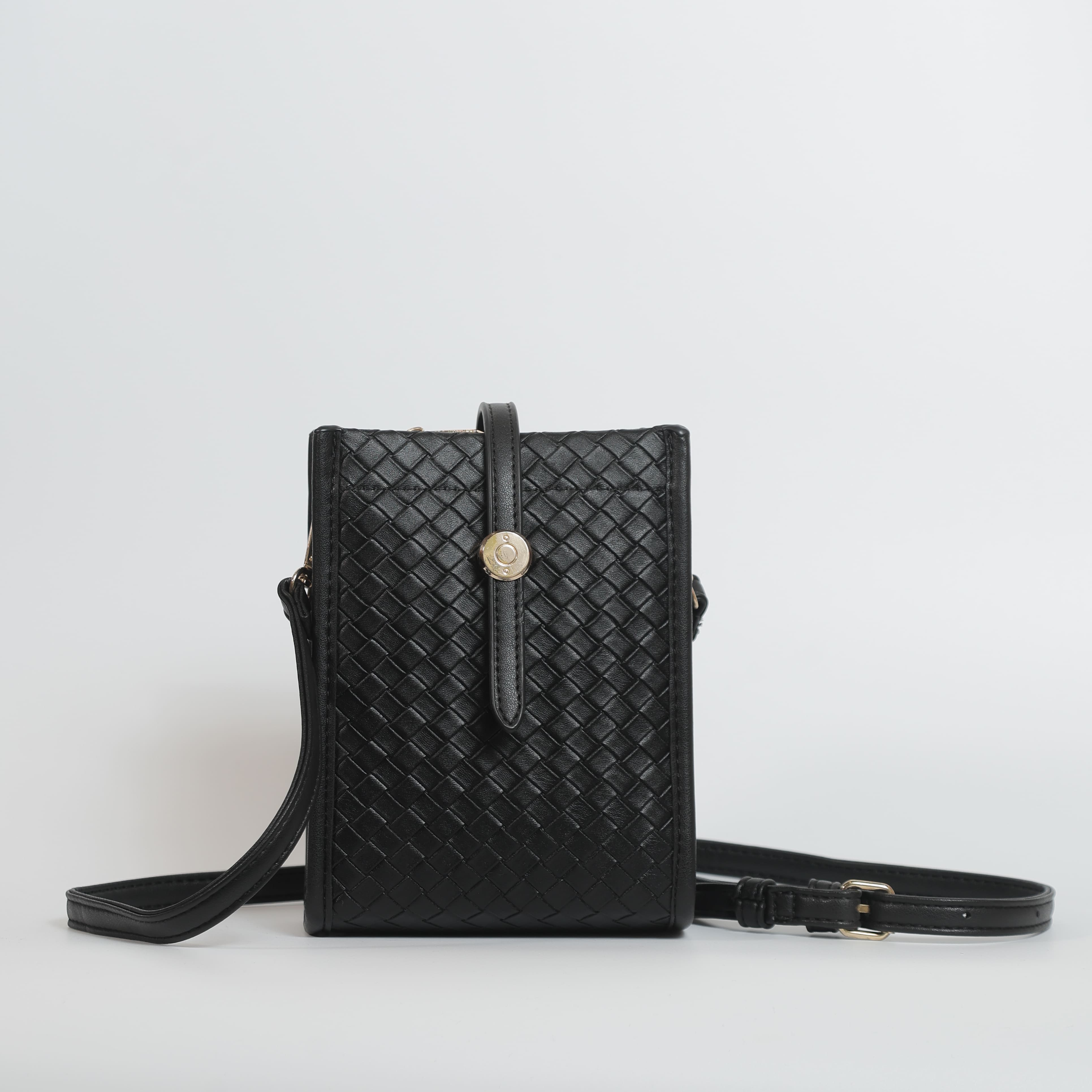 Drip Black Handbag