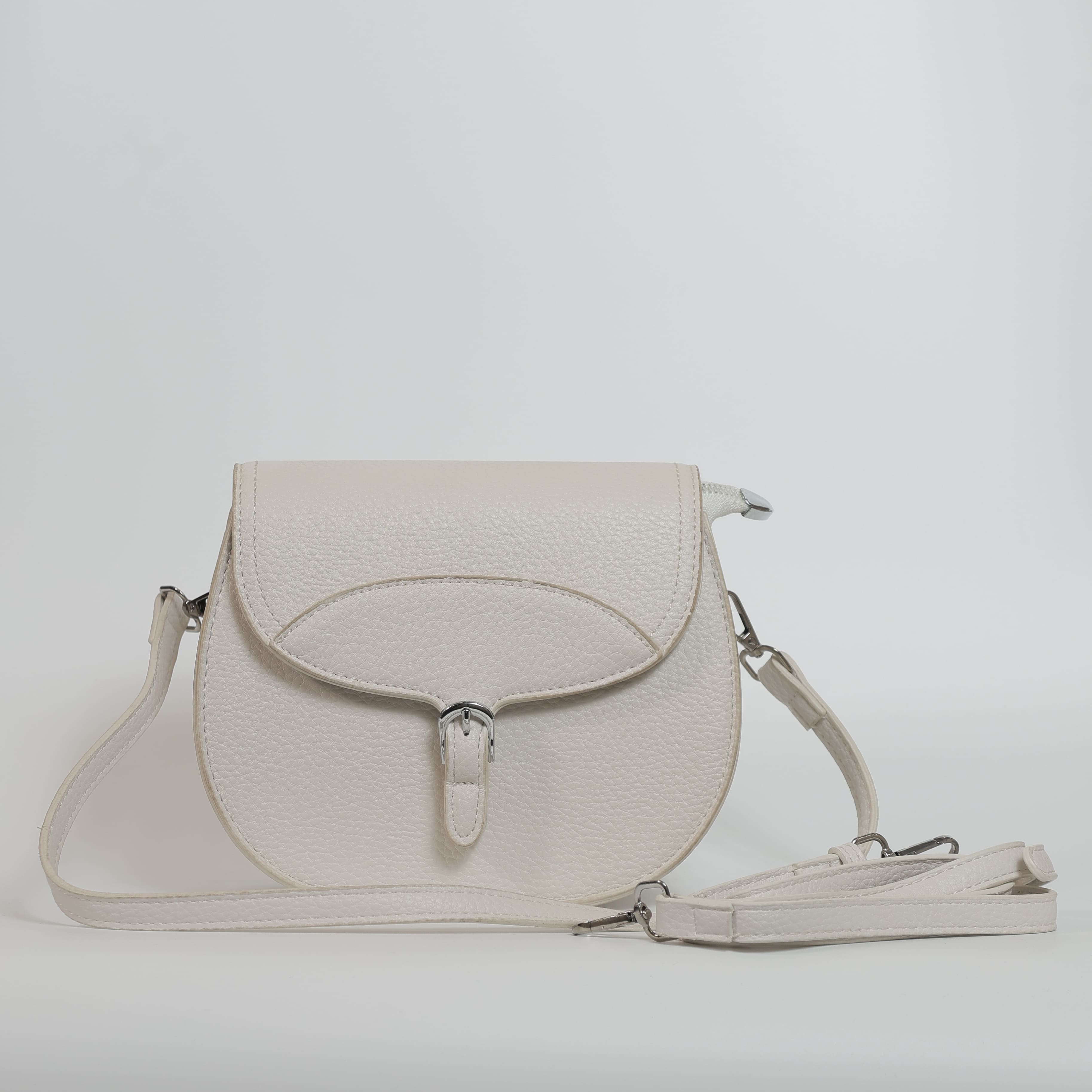 PETE White Handbag